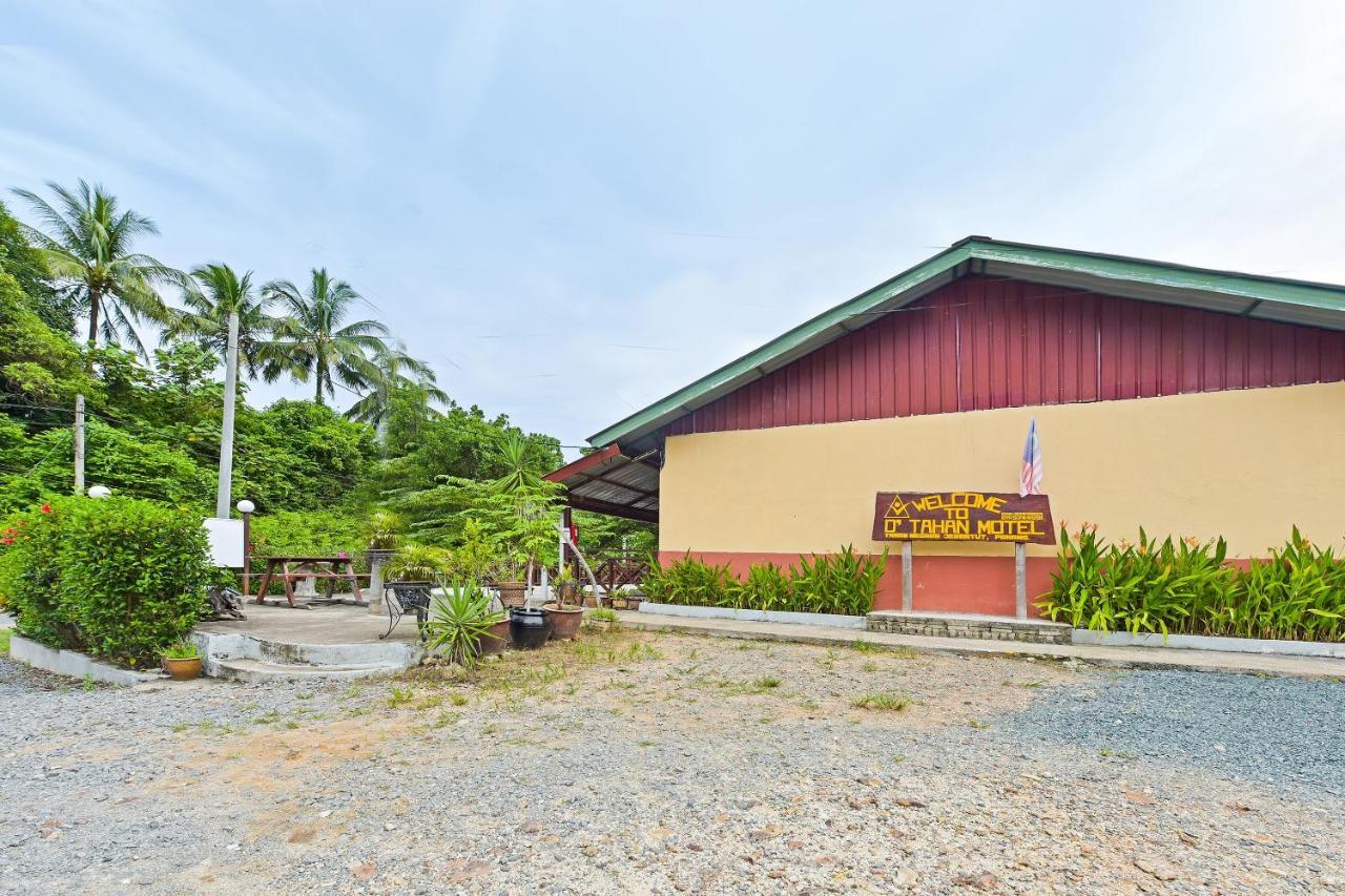 קואלה טהאן Dtahan Motel Taman Negara מראה חיצוני תמונה
