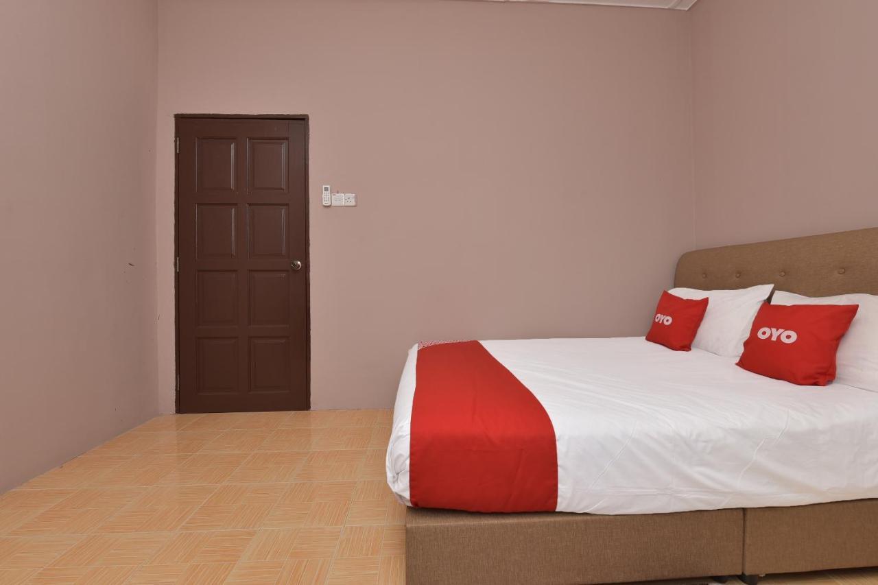 קואלה טהאן Dtahan Motel Taman Negara מראה חיצוני תמונה