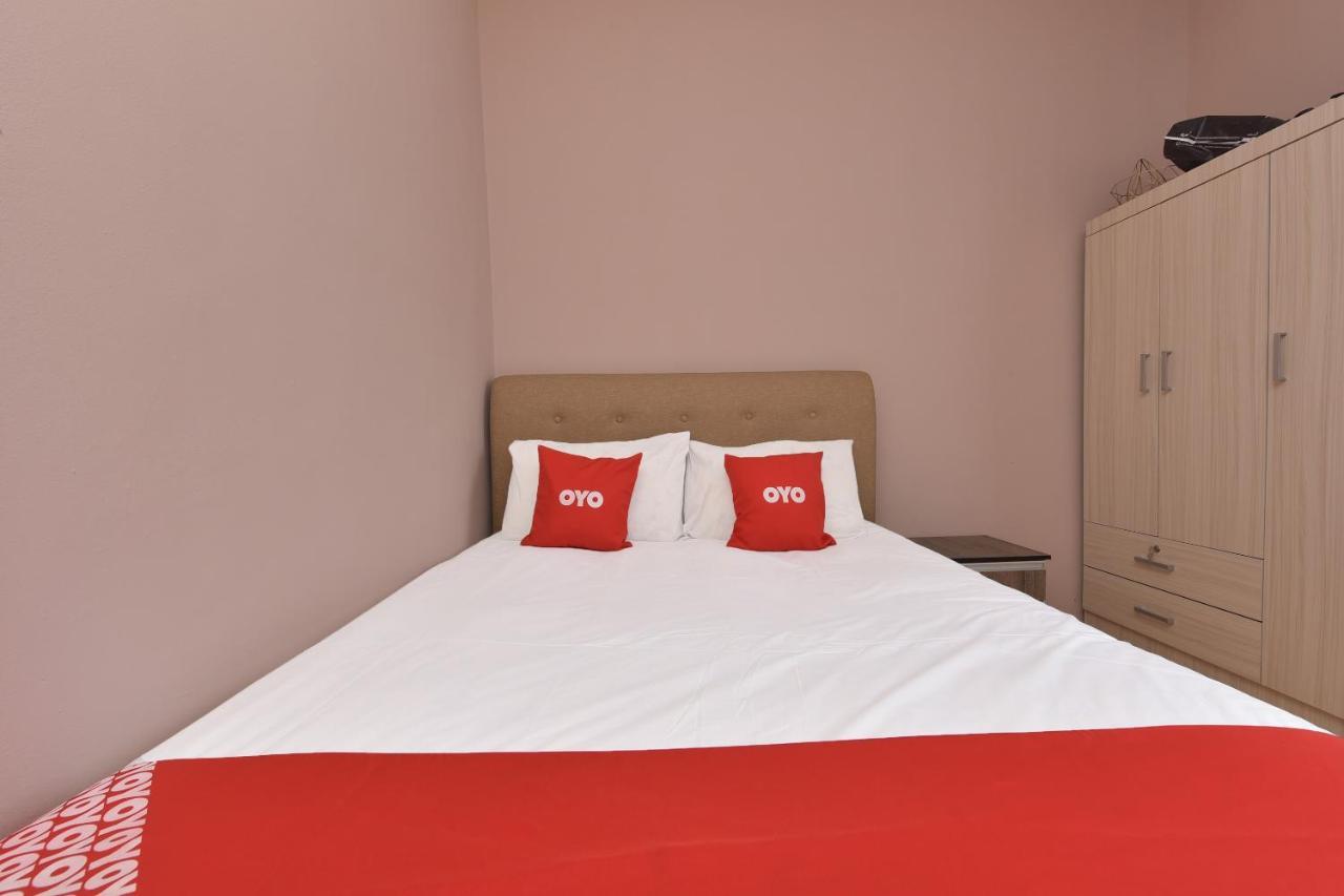 קואלה טהאן Dtahan Motel Taman Negara מראה חיצוני תמונה