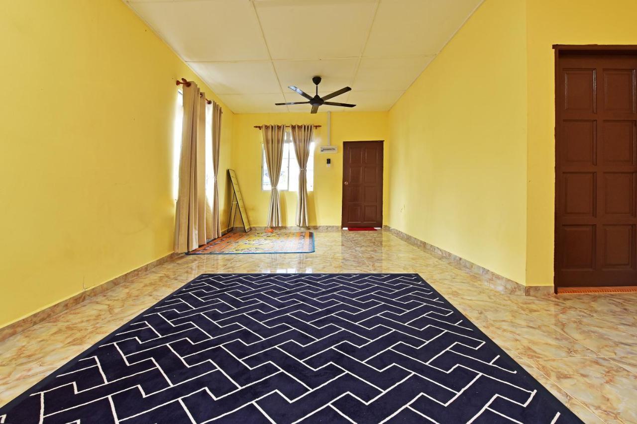 קואלה טהאן Dtahan Motel Taman Negara מראה חיצוני תמונה