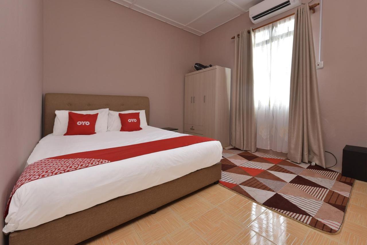 קואלה טהאן Dtahan Motel Taman Negara מראה חיצוני תמונה